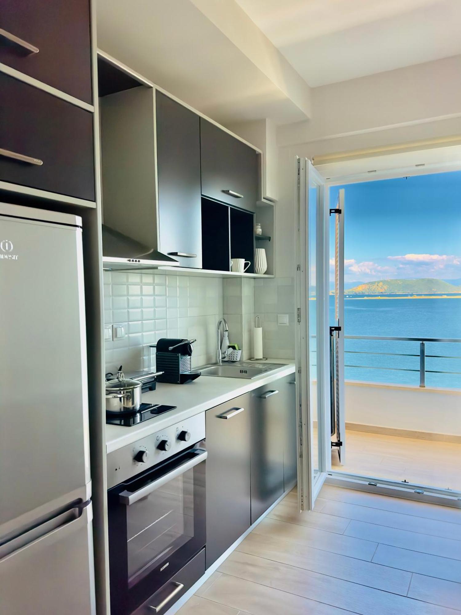 Bluish 3A Apartment Preveza Bagian luar foto
